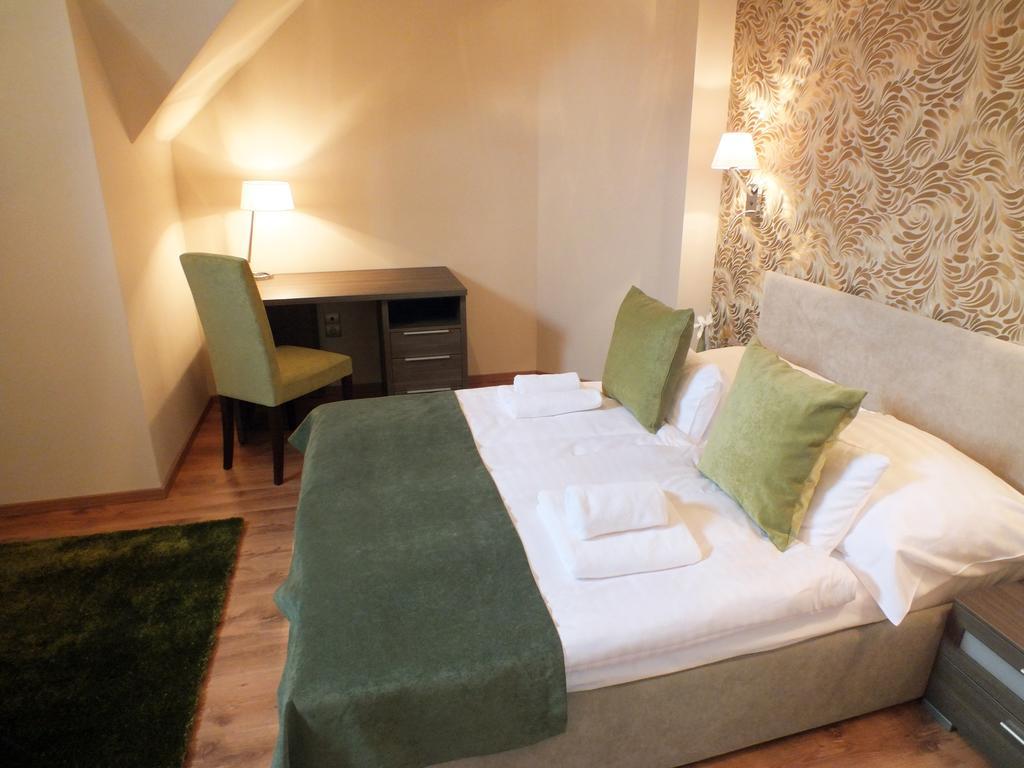 Thanhoffer Villa Siofok Bagian luar foto